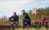 Junglandwirte Christoph Thieße und Felix Schulze-Varnholt Junglandwirte Christoph Thieße und Felix Schulze-Varnholt